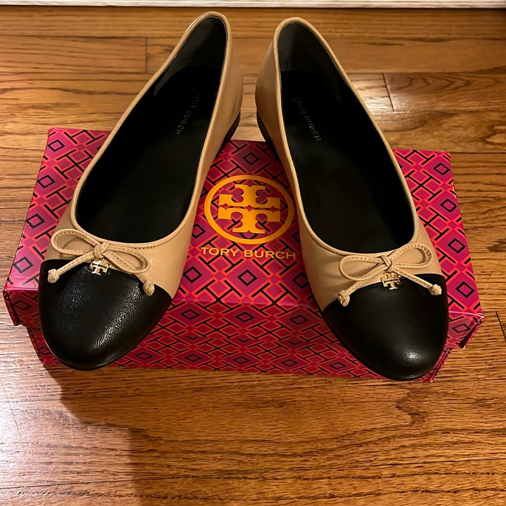 Two tone flats